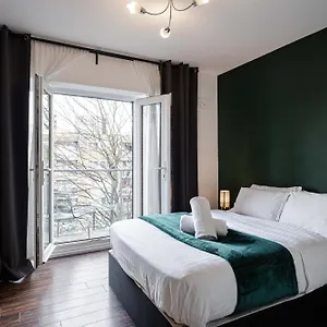 *** Otel Gate Birleşik Krallık